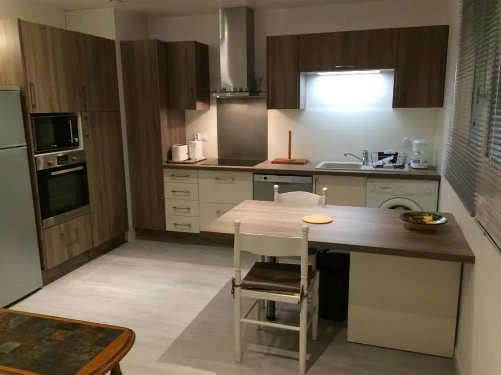 Gîte Sainte-Eulalie-en-Born, 2 pièces, 3 personnes - FR-1-360-697