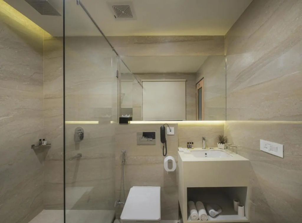 10 Park Street Hotel & Banquets