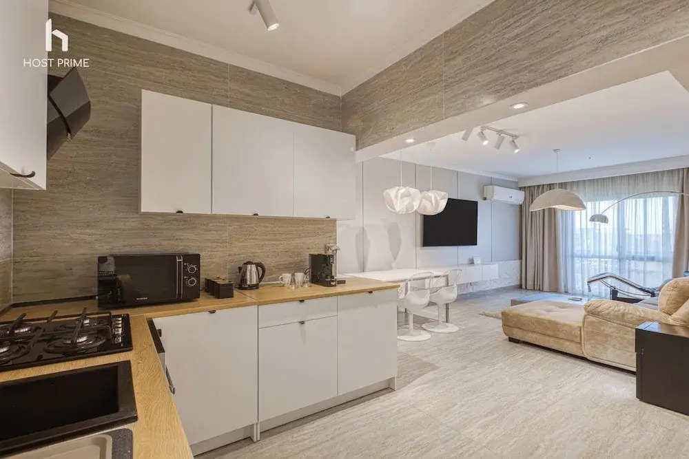 Grand Stay Apartment in Rehab City