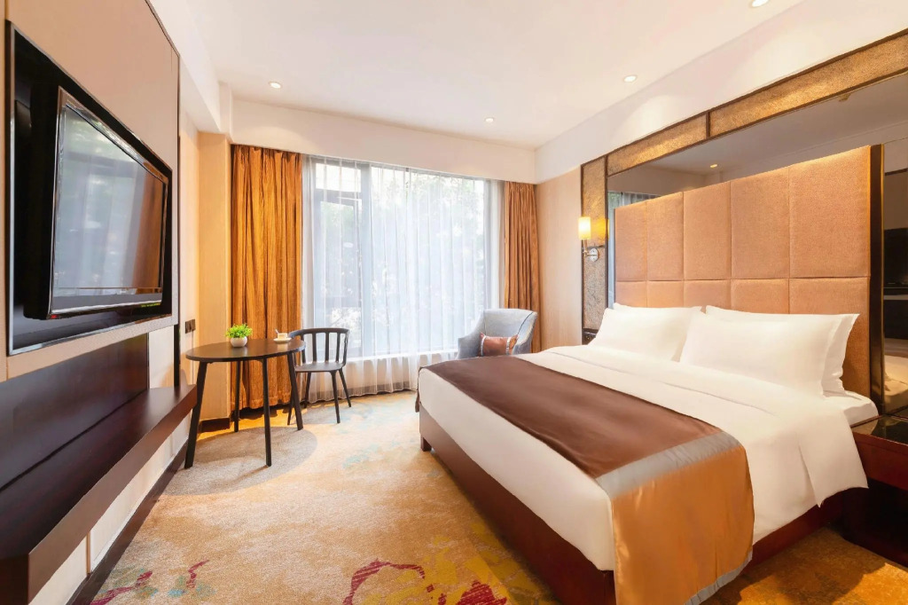 Rezen Kingtown Hotel (Chongqing Guanyinqiao)