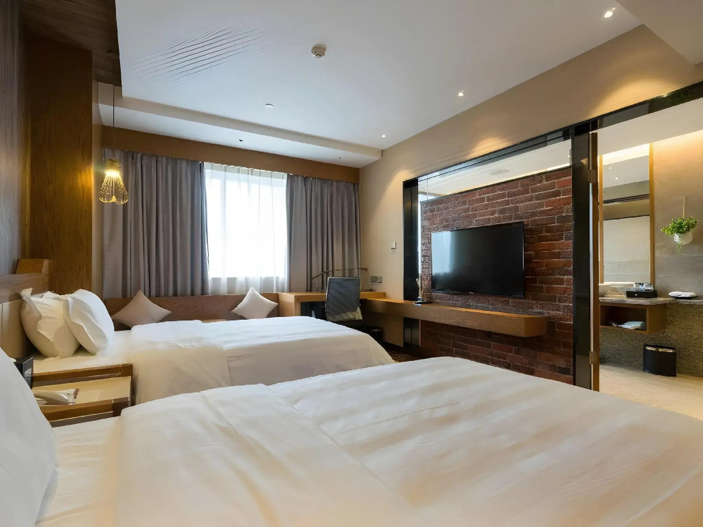 Gondola Taikoo Hotel