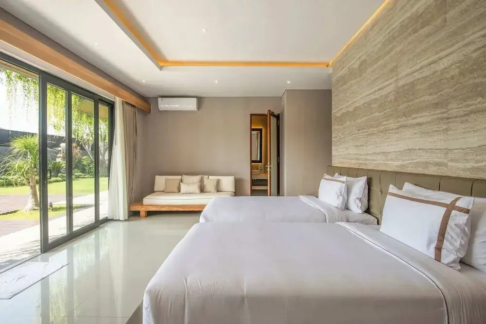 Exquisite 5BR Villa Premier Luxury in Seminyak