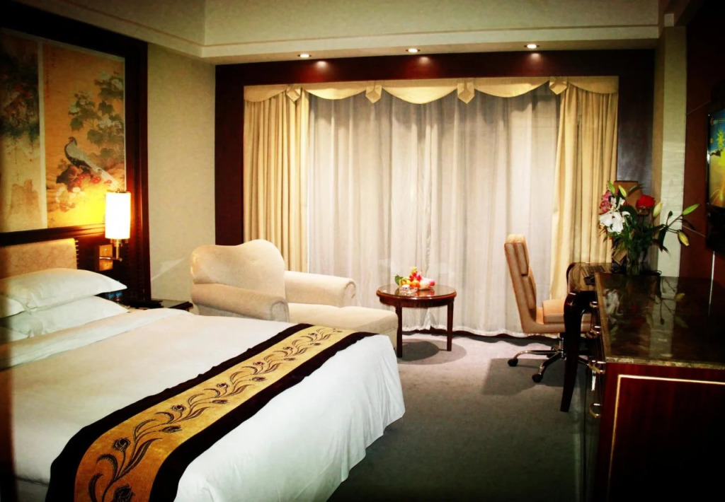 Grand Harvest Hotel