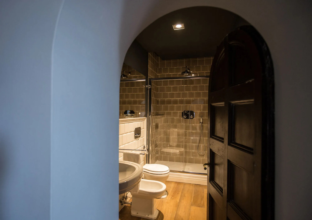 AdAstra Suites