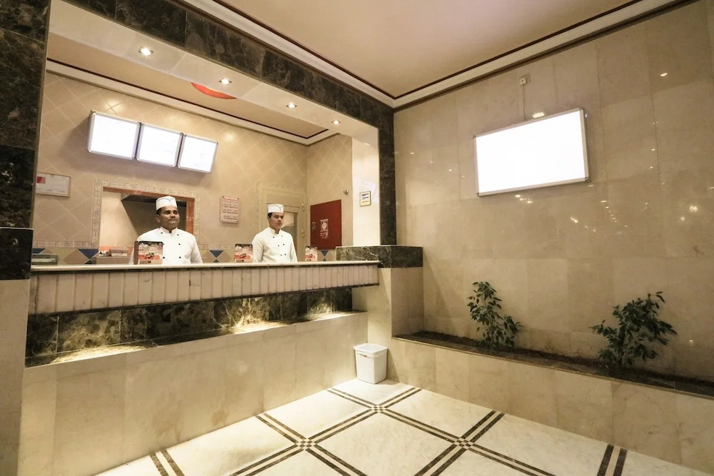 Mansour Grand Hotel