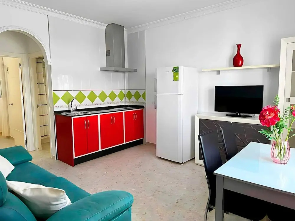 Family Apartment Near the Beach