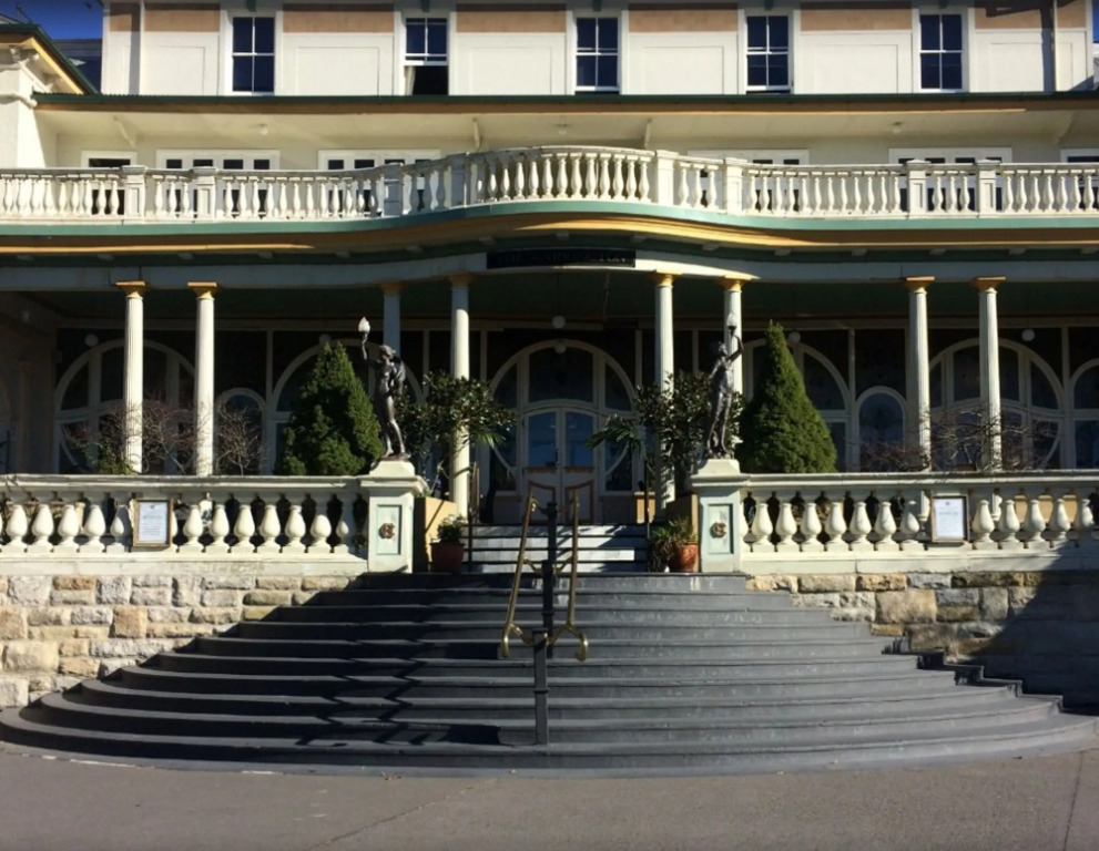 Carrington Hotel