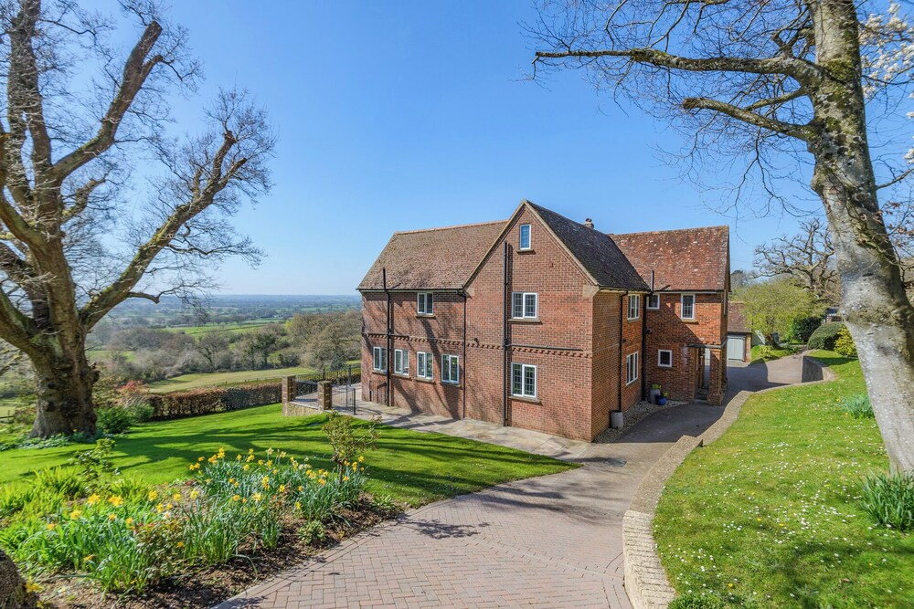 Underhill House