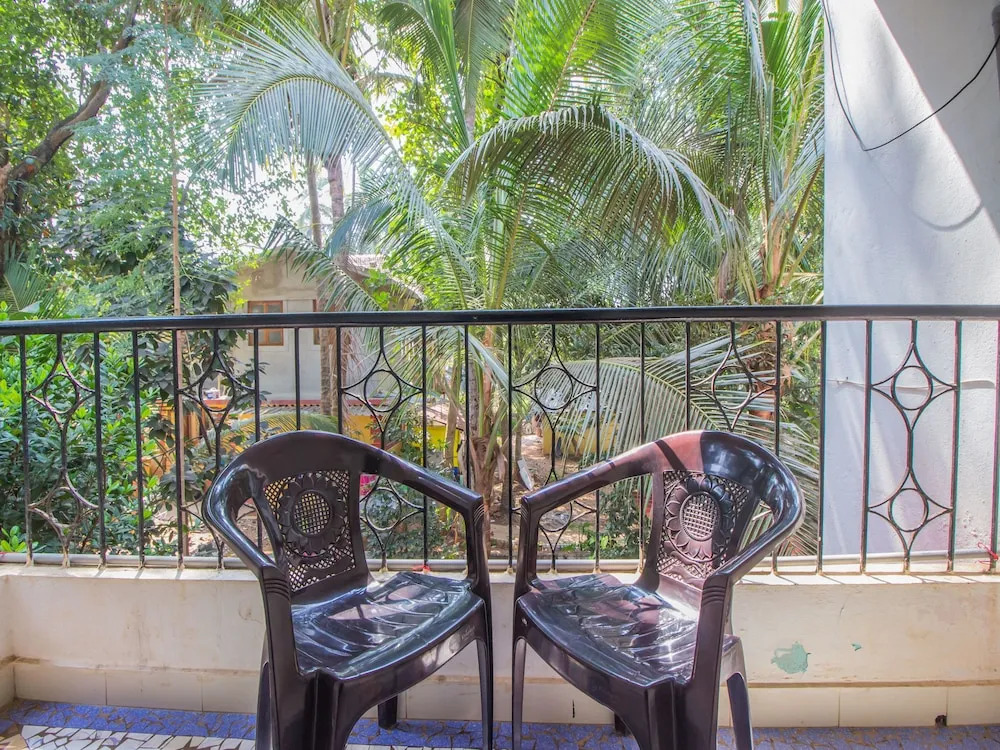 OYO 11508 Home Colourful Studio Calangute