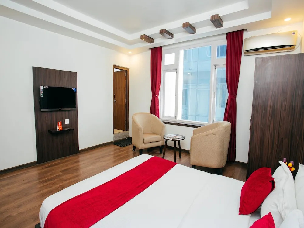 OYO 11474 Gangaur Regency Boutique Hotel
