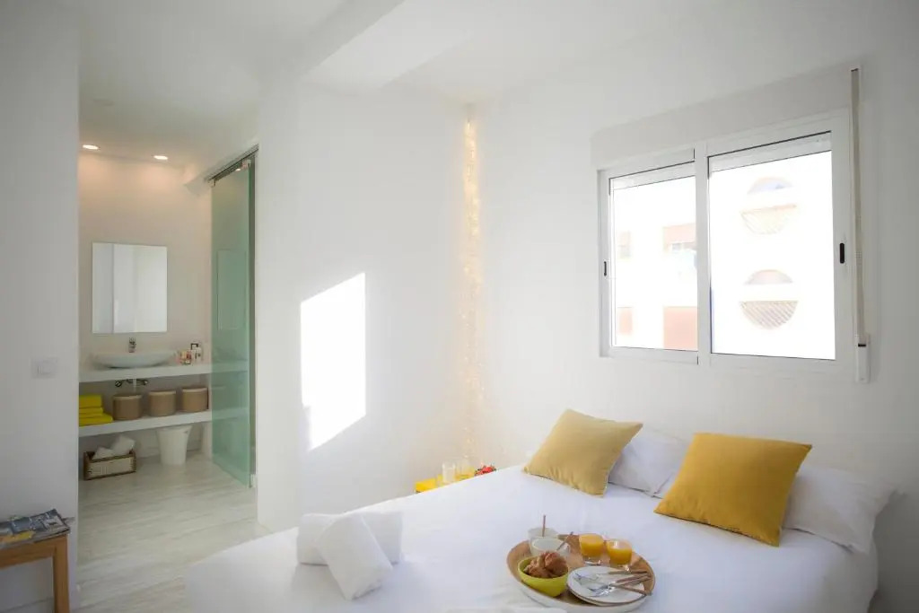Singularstays Roger De Flor