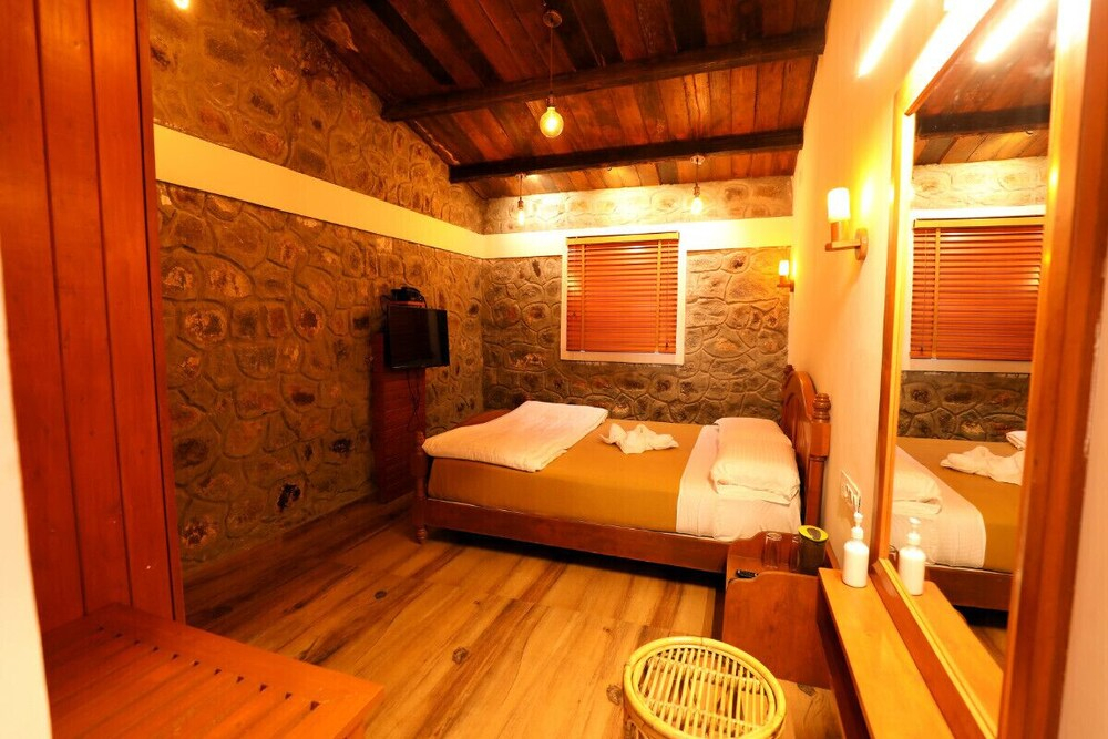 Chow Chow Valley Resorts