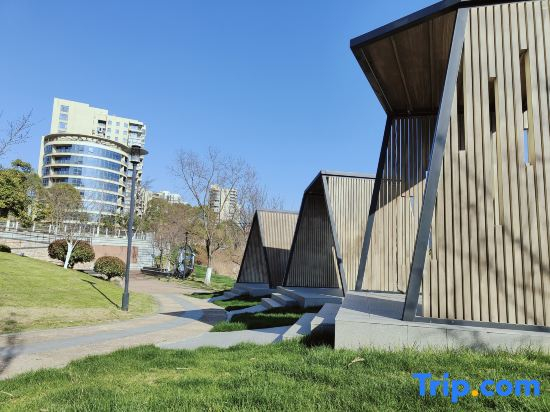 Qiandao Lake Windy House B&B
