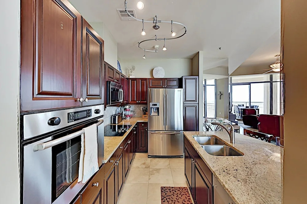 Elite Palisades Palms Penthouse W/ Resort Pools 3 Bedroom Condo