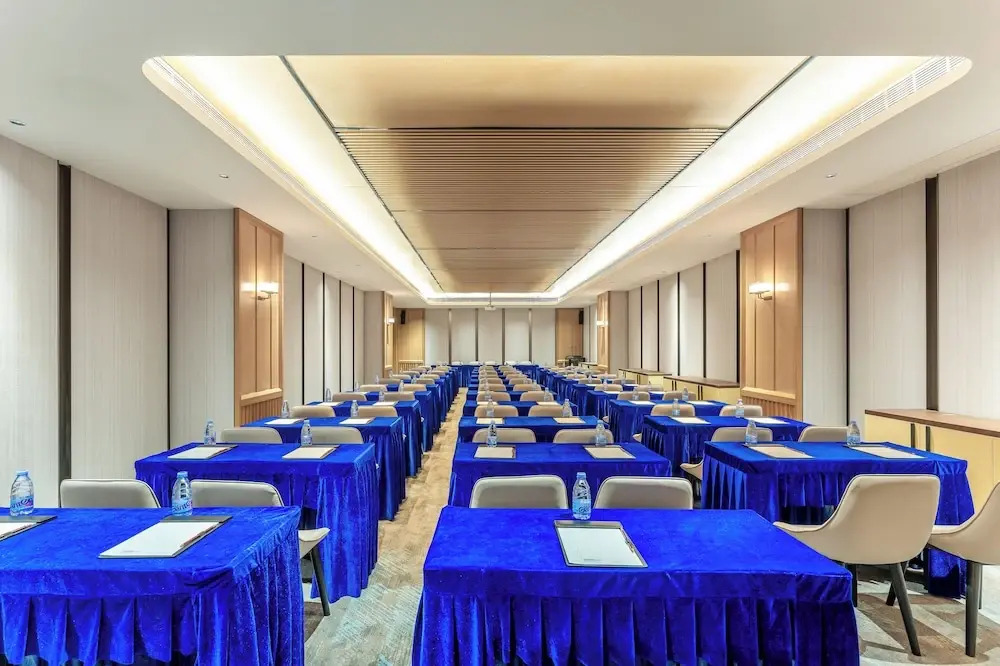 Holiday Inn Express Haikou World Trade Center by IHG