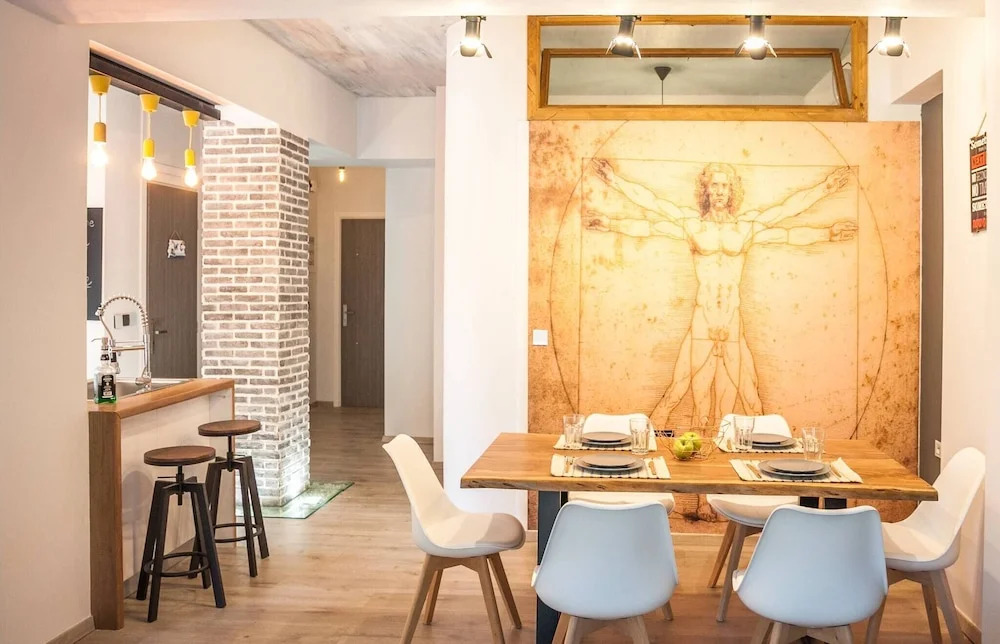 Secret Loft, 2min Walk From The Beach, High Tech