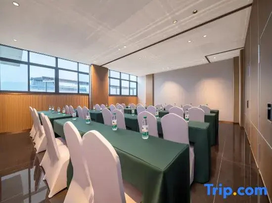 Zhuofeng Langqiao Hotel (Zhuoshui Branch)