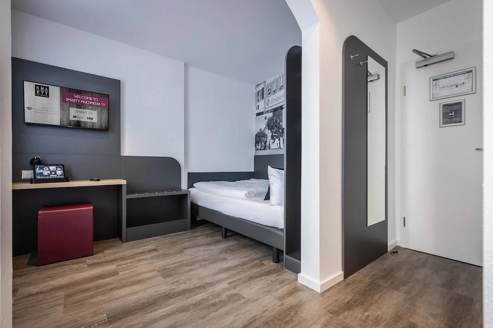 SMARTY Hotel Euler Homburg, Saar - KONTAKTLOSER SELF CHECK-IN