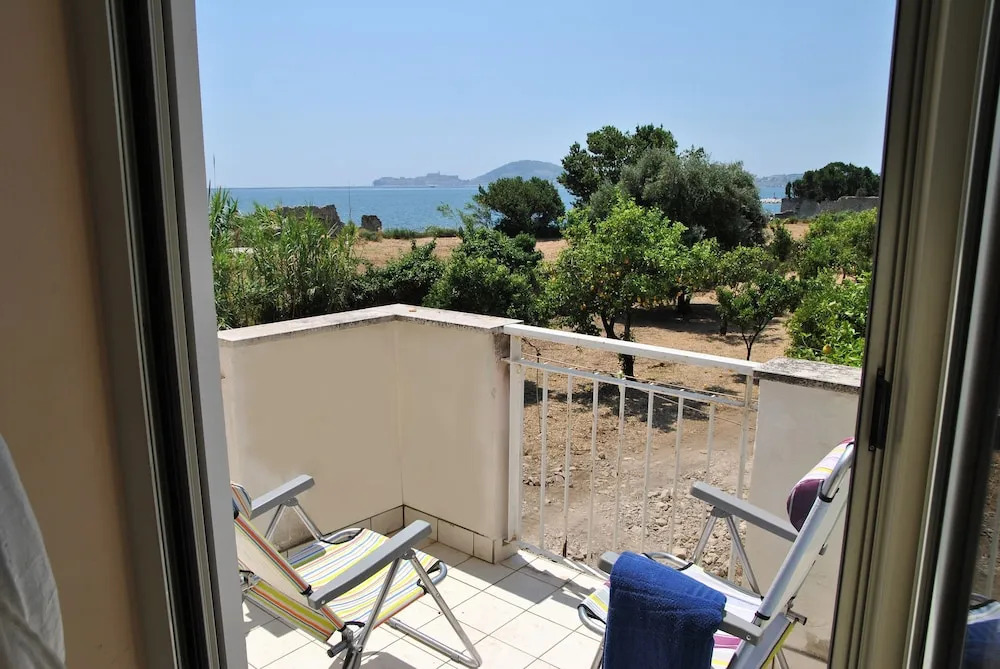 Air-conditioned Apartment With sea View Balcony in the Center of Formia