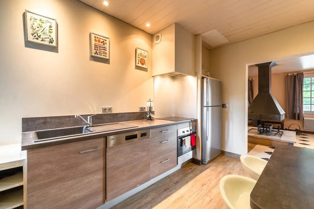 Stone House St Denis With Pool & Views