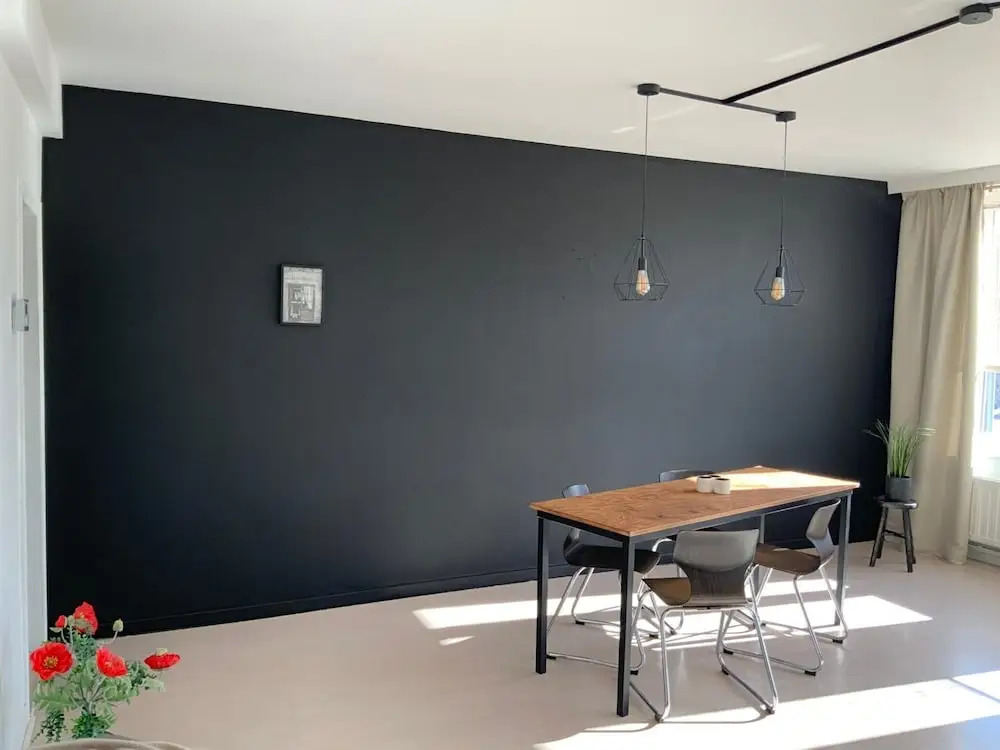 Herentals Hideaway With Balcony