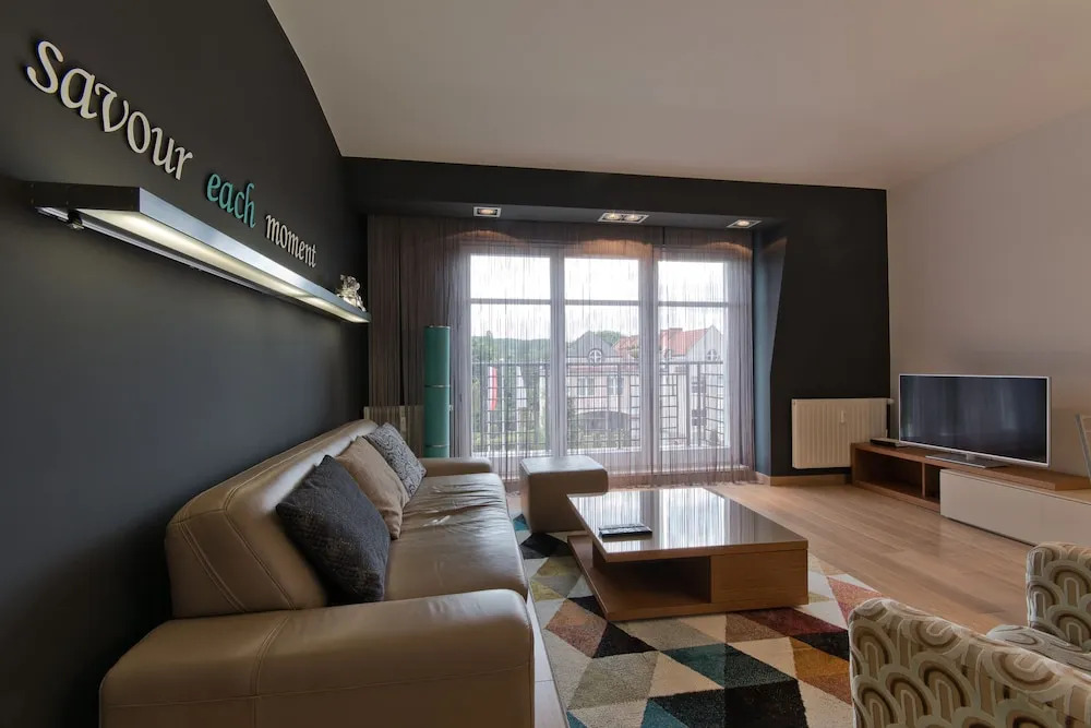 Imperial Apartments - Parkur II