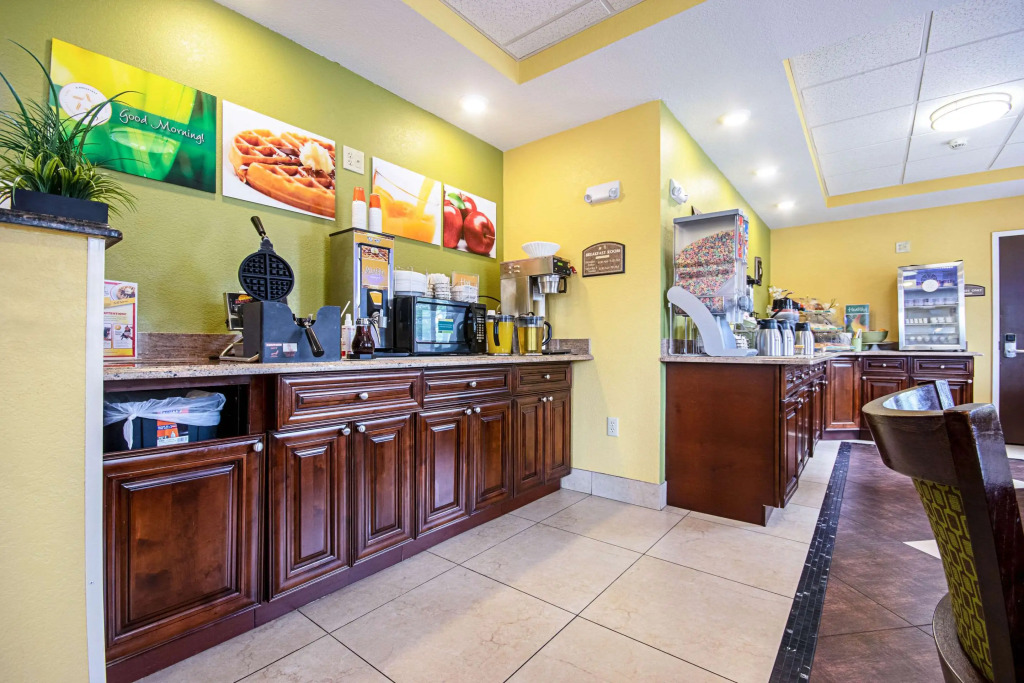 Quality Inn & Suites Glenmont - Albany South