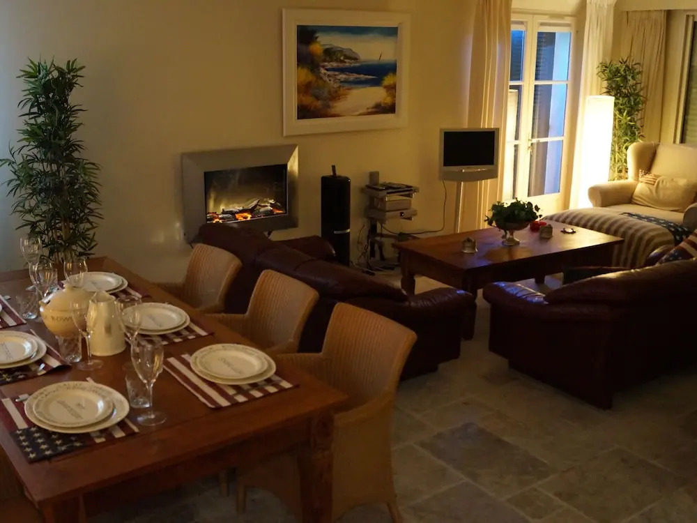 Villa in Anthéor, With Stunning sea Views and Private Swimming Pool