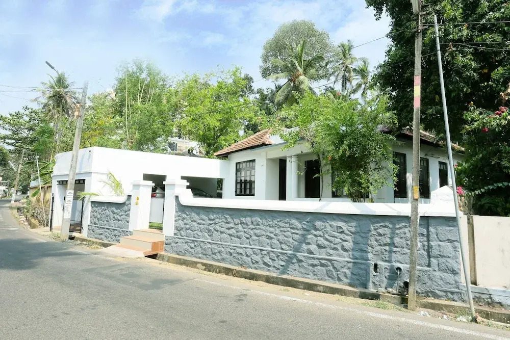 Andoor Home by OYO Rooms