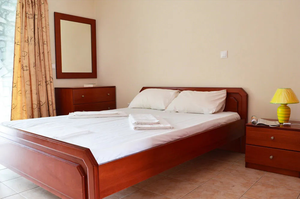 Nefeli Apartments
