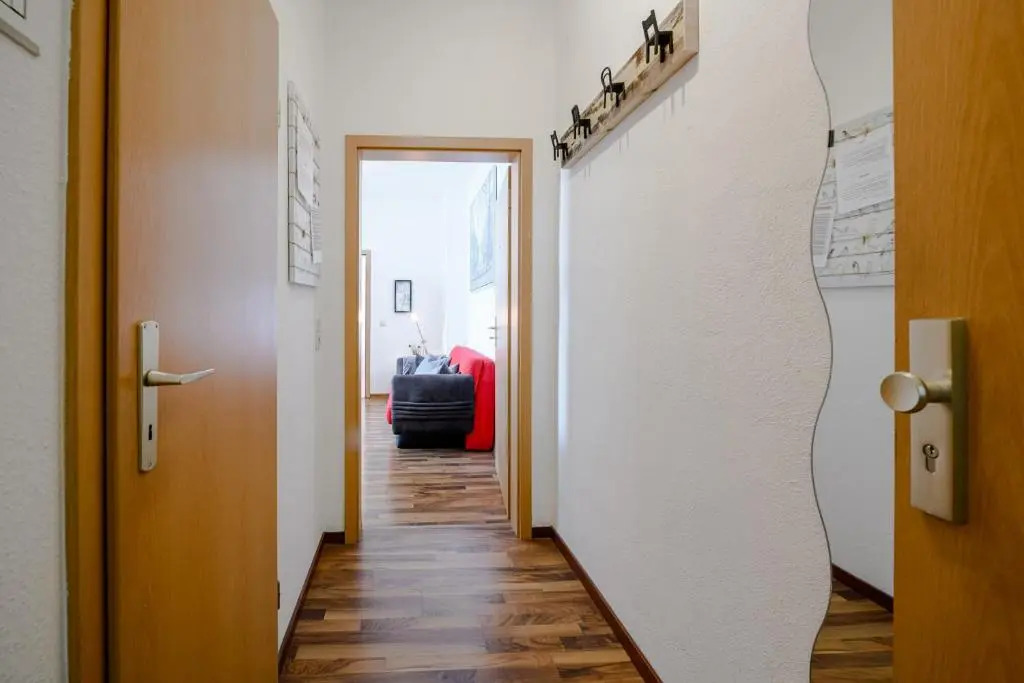 Helle Wohnung in Sudenburg mit Balkon - WLAN, 4 Schlafplätze