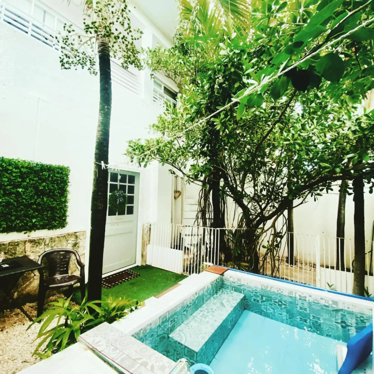 ACASADIALEXPLAYADELCARMEN A I R B N B Apartment and Studio