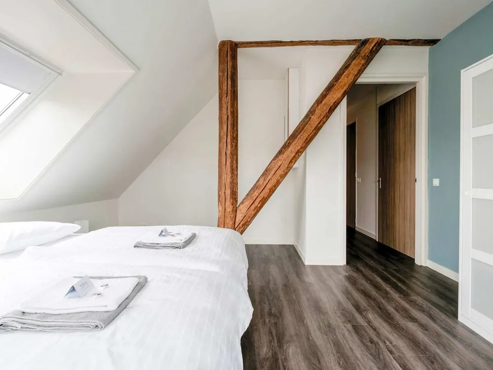Spacious Farmhouse With Sauna, Hottub
