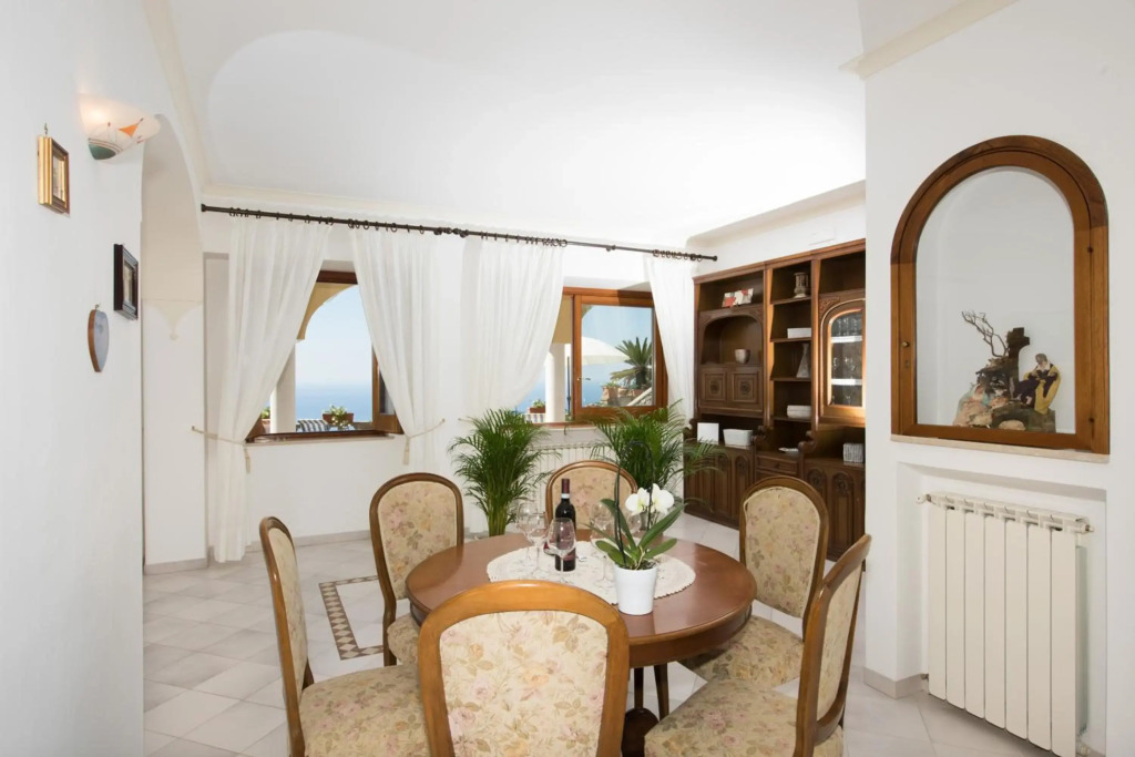 De Vivo Realty - Villa Savina Positano