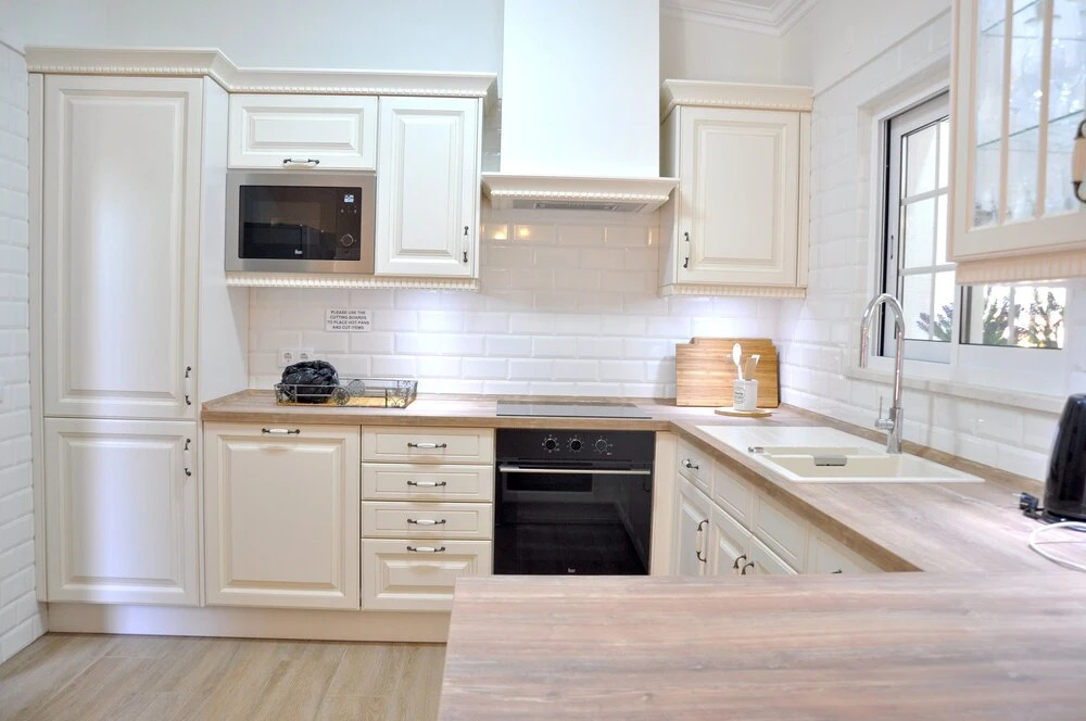 Fantastic for Family Gatherings, Optional Pool Heating, Free Air Con Wifi