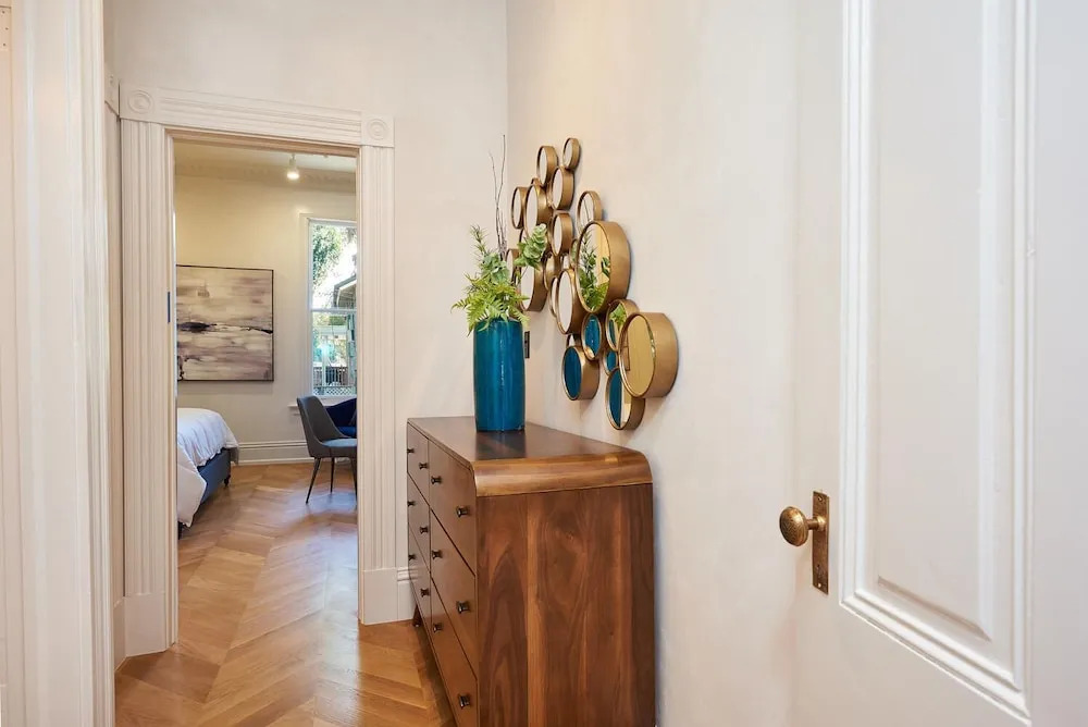 Roseview House 4 Bedrooms 2 Bathrooms Home