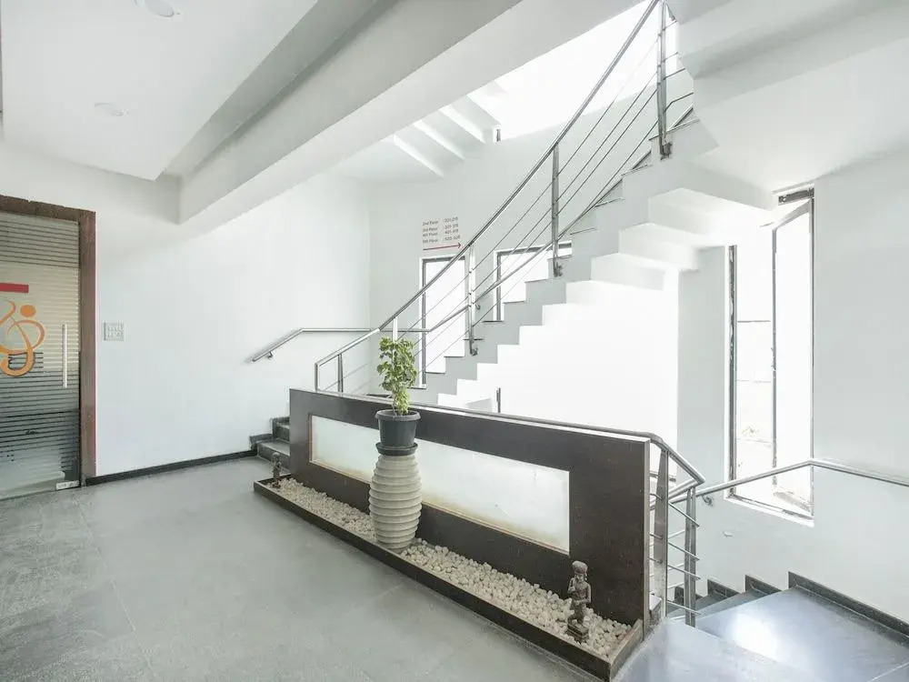 OYO Rooms Whitefield Main Road