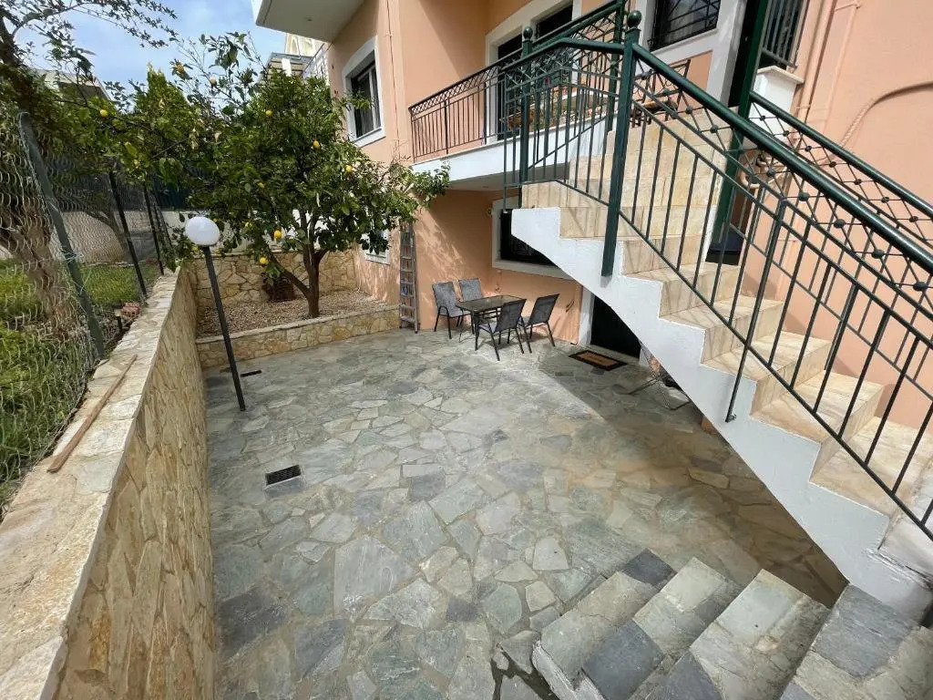 Nala's apartment I