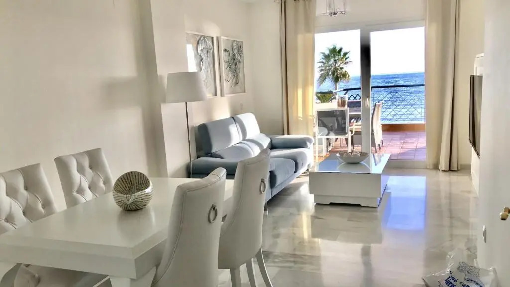 MI CAPRICHO B17 Beachfront Apartment