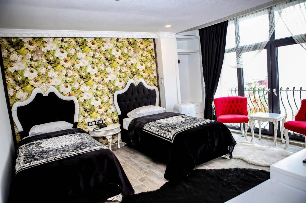 Erdek Hadrian Otel