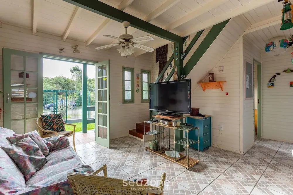 Pleasant Townhouse w/ BBQ 90m From the Sea Rdd657