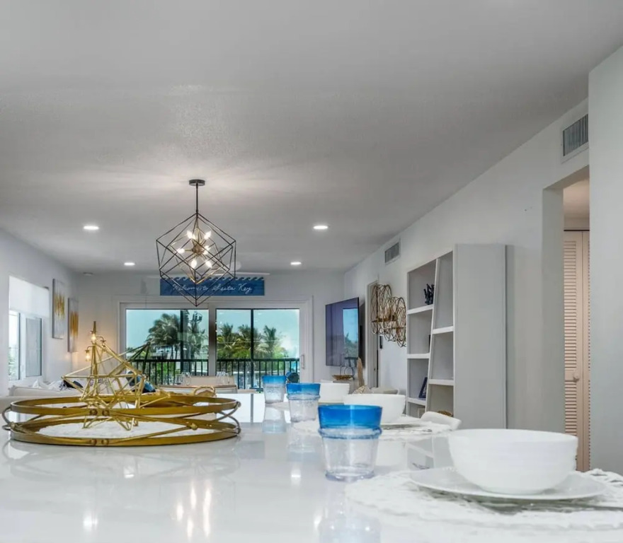 Beach Way With Ocean Views