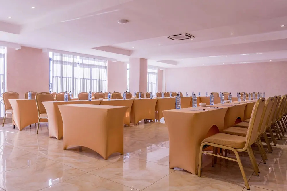 Gelian Hotel