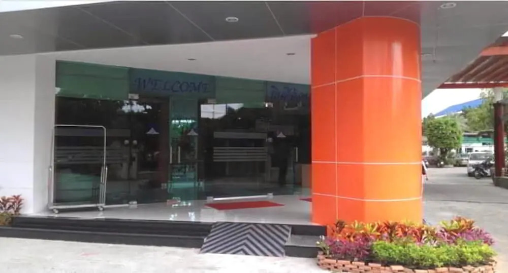 Chawamit Residence Bangkok