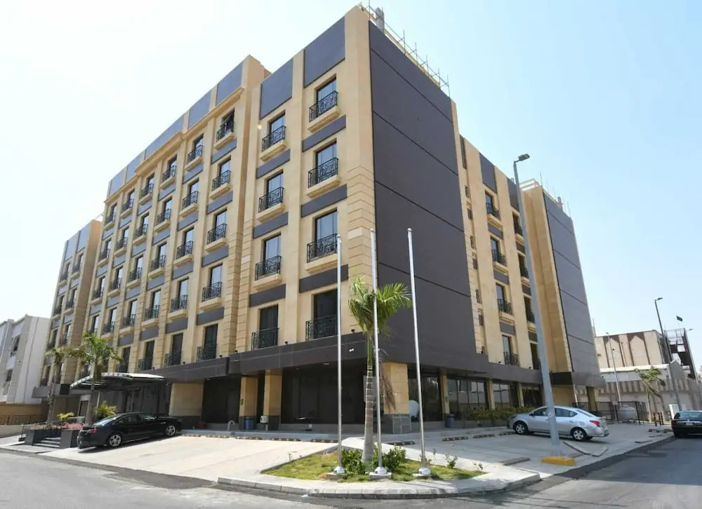 Renee Hotel