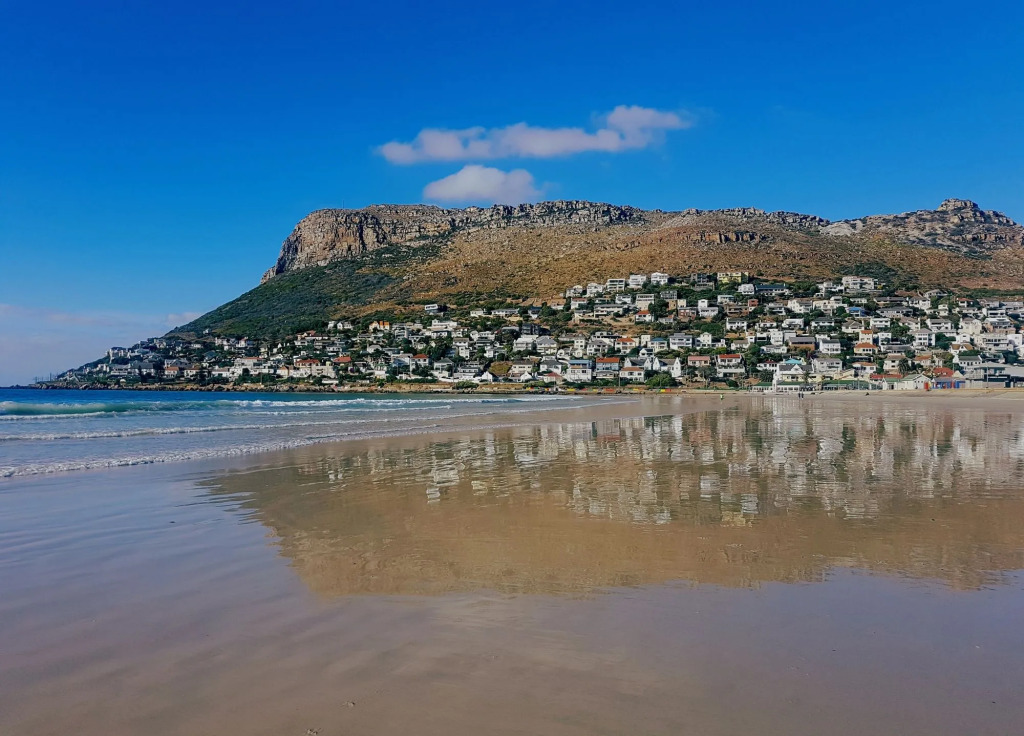 52 on Fish Hoek