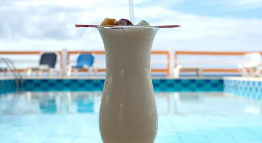 Bird Rock Beach Hotel