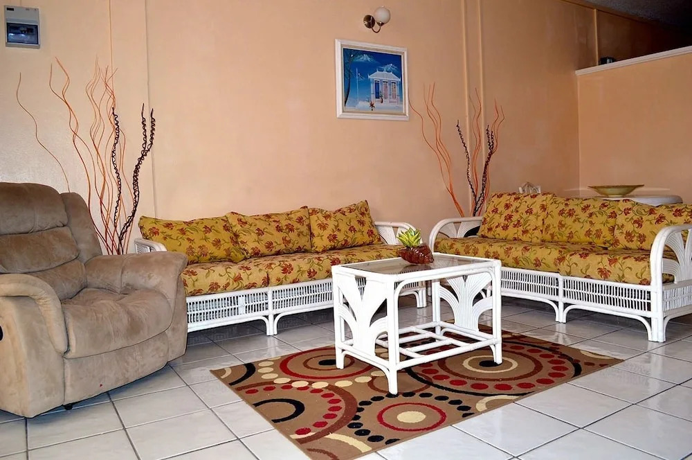 Beachcross Villa Apartments