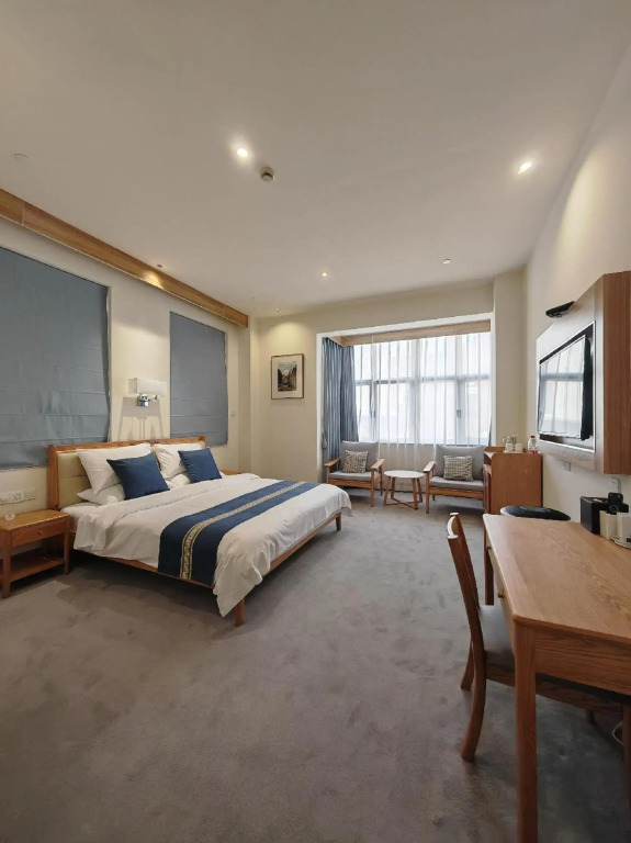 Heyou Cisheng Life Class Health Resort Hotel