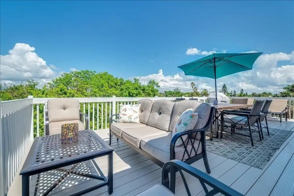 343 Gulf Blvd - 4Br Home